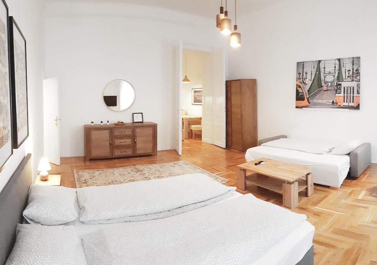 Ferienwohnung Luxury New Cozy Flat At Dob Street Nearby Gozsdu Court Budapest Exterior foto